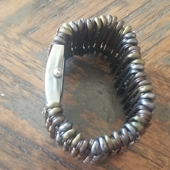 Watch - Picture 3 of 5